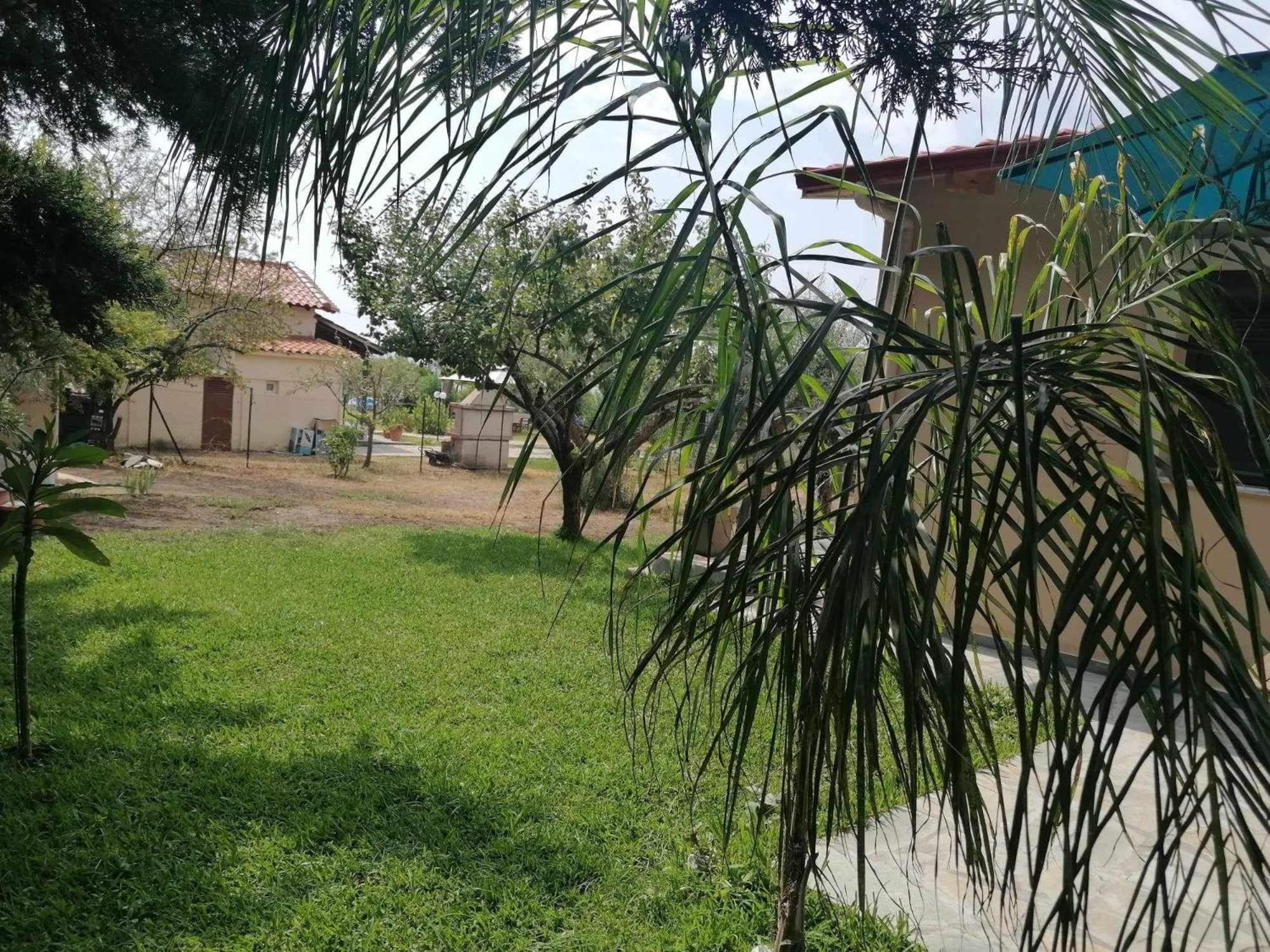 Villa Tiny House By The Sea Nea Skioni Esterno foto